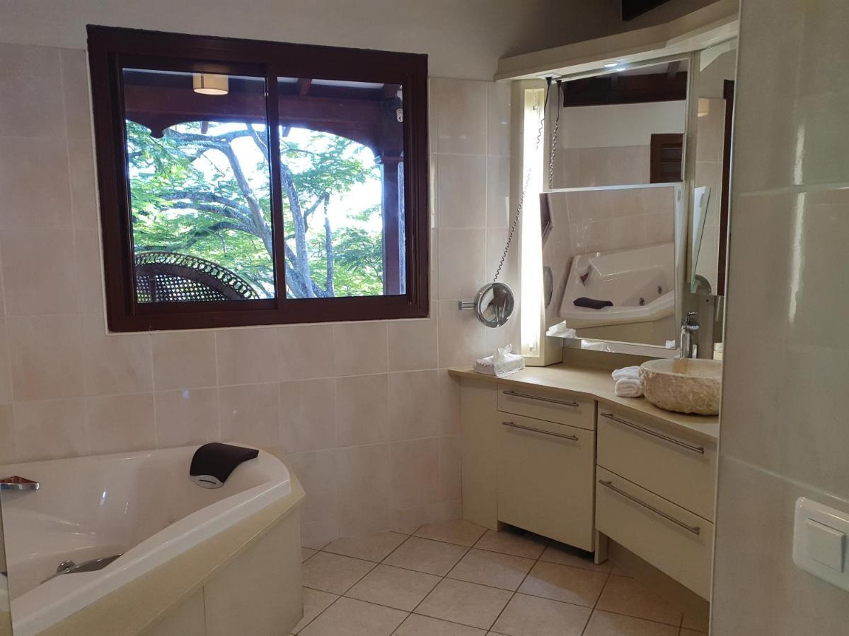 Chambre D'Hotes "Villa Rayon Vert" Deshaies Exterior foto